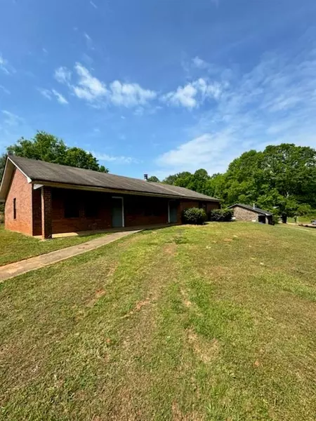 233 Tanglewood DR #B, Monroe, GA 30656