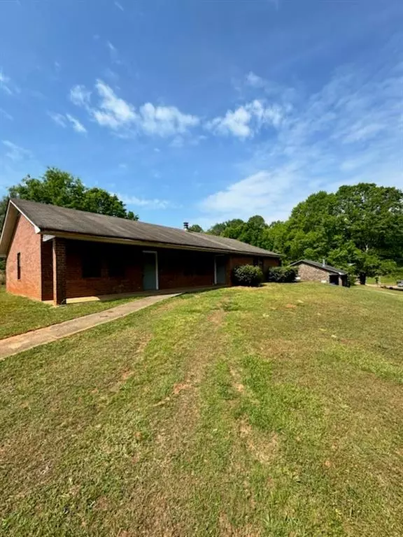 233 Tanglewood DR #B, Monroe, GA 30656