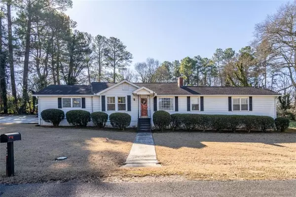 213 Sunset DR, Lindale, GA 30147