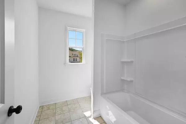 Ball Ground, GA 30107,8710 Stratford Oaks AVE