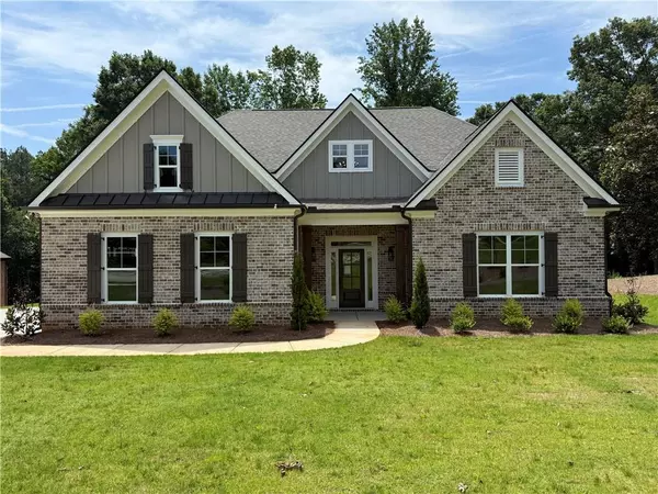 380 Hidden TRL, Pendergrass, GA 30567