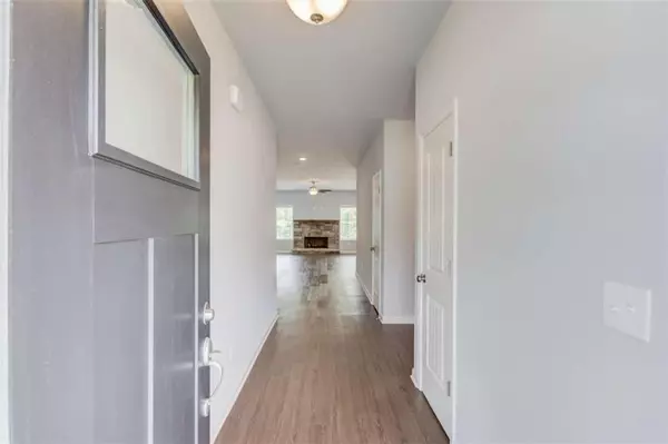 Carnesville, GA 30521,8570 Athens RD