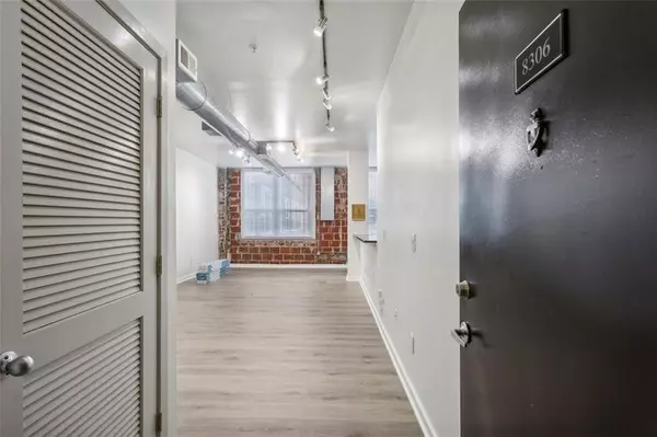 800 Peachtree ST NE #8306, Atlanta, GA 30308