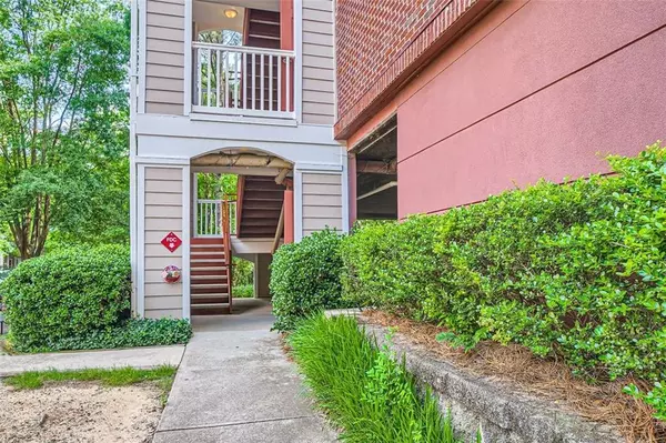 Atlanta, GA 30338,4333 DUNWOODY PARK #3401