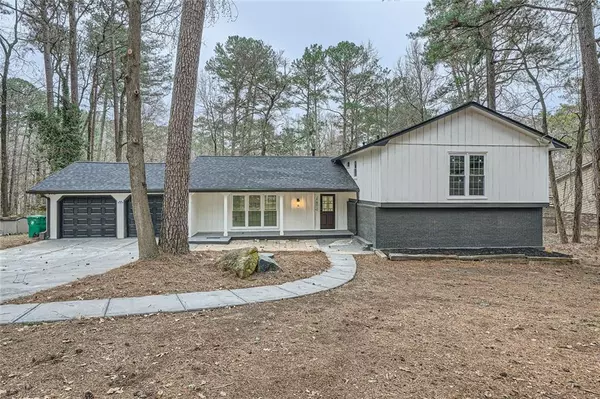 6523 Walden Pond RD, Stone Mountain, GA 30087