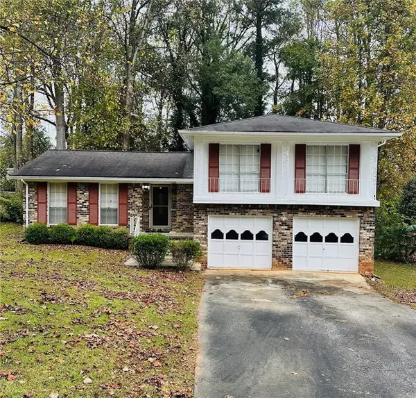 1482 Indian Forest TRL, Stone Mountain, GA 30083