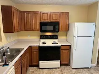 Hampton, GA 30228,2087 Grove WAY