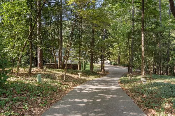 Atlanta, GA 30328,5735 Winterthur LN