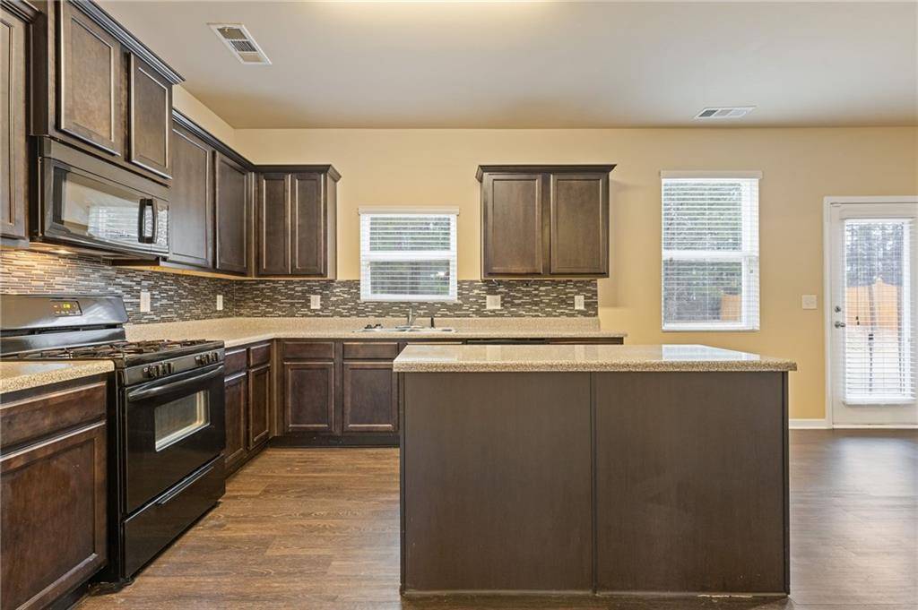 Villa Rica, GA 30180,172 Susie Creek LN