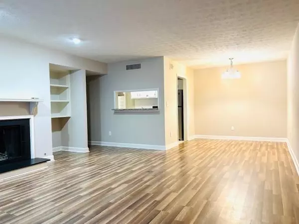 1011 Dunbar DR, Atlanta, GA 30338