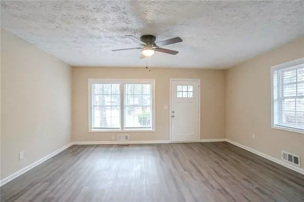 Decatur, GA 30032,1658 Hollyhock TER