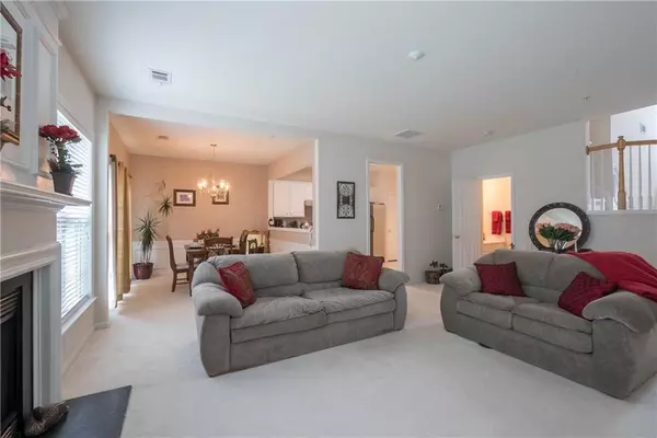 Woodstock, GA 30188,289 REGENT SQ