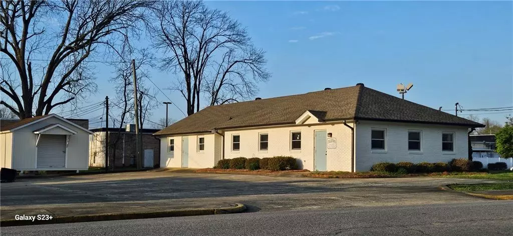 126 E Fairmount AVE E, Cedartown, GA 30125