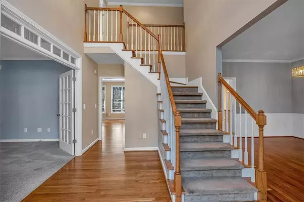 Woodstock, GA 30189,820 Hillcrest LN