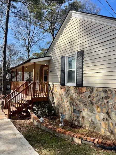 1419 N LEE ST, Griffin, GA 30223