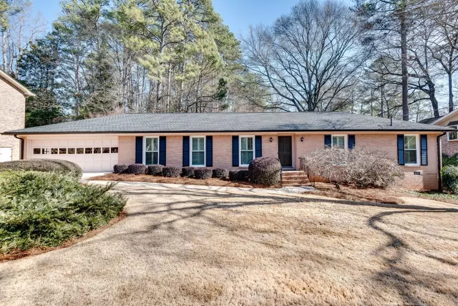 1523 Country Squire CT, Decatur, GA 30033