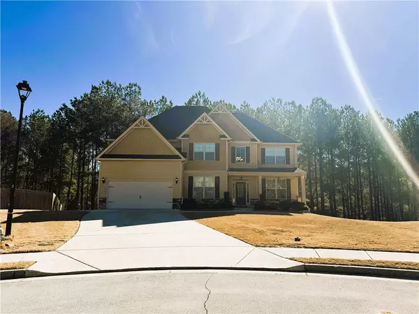 3035 Button CIR, Loganville, GA 30052