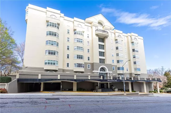 2499 Peachtree RD NE #504,  Atlanta,  GA 30305
