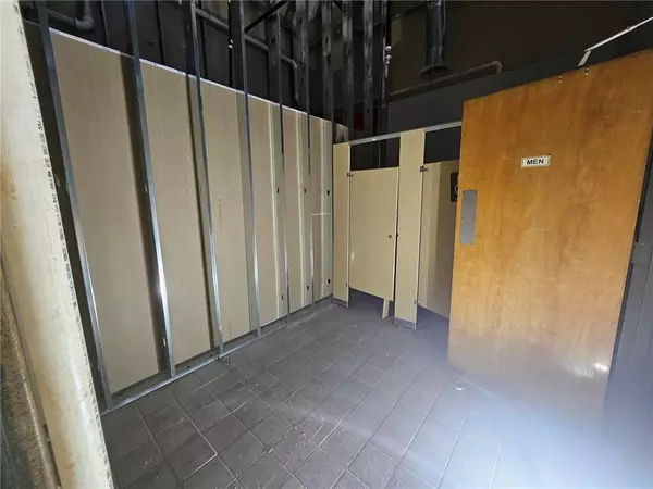 Mcdonough, GA 30252,536 Macon ST #B