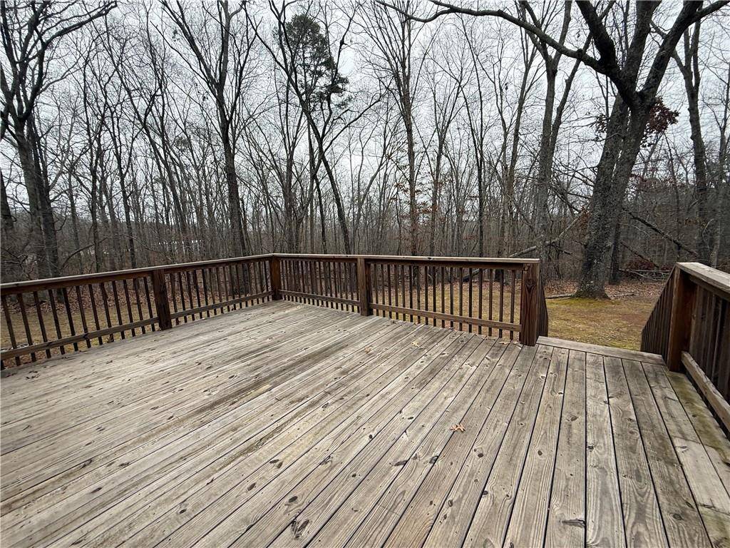 Ball Ground, GA 30107,594 Hogan Pond LN