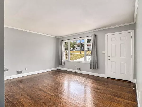 Atlanta, GA 30354,3453 Eisenhower CIR E