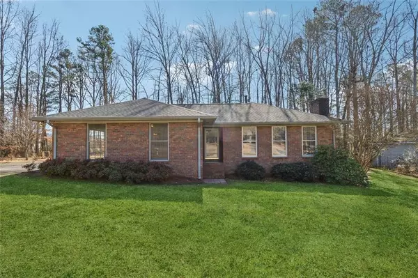 3005 BROOKFIELD CIR, Cumming, GA 30040