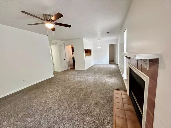 Stone Mountain, GA 30083,798 Windchase LN