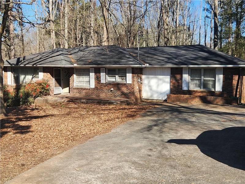 8587 Cumming HWY, Canton, GA 30115