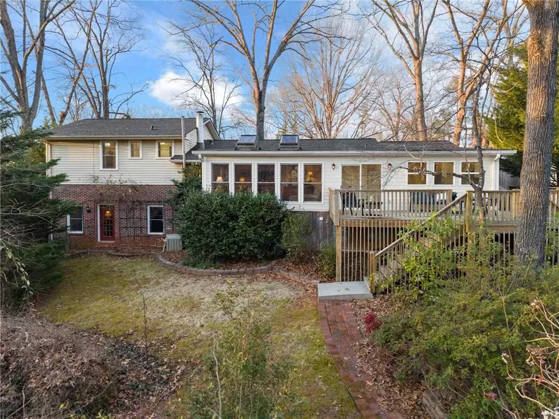825 Beverly DR, Gainesville, GA 30501