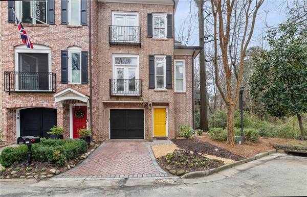 3245 Buckhead Forest Mews NE, Atlanta, GA 30305