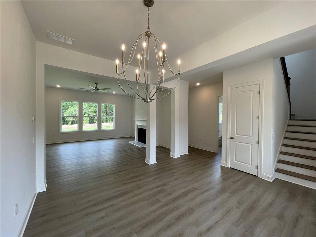 Powder Springs, GA 30127,679 Crest Line TRL