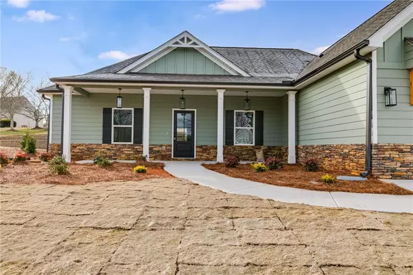 202 Scenic View, Carrollton, GA 30116