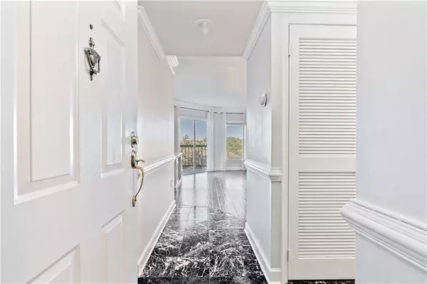 Atlanta, GA 30309,1 Biscayne DR NW #809