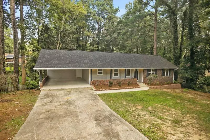 2489 Greenwood CIR, East Point, GA 30344