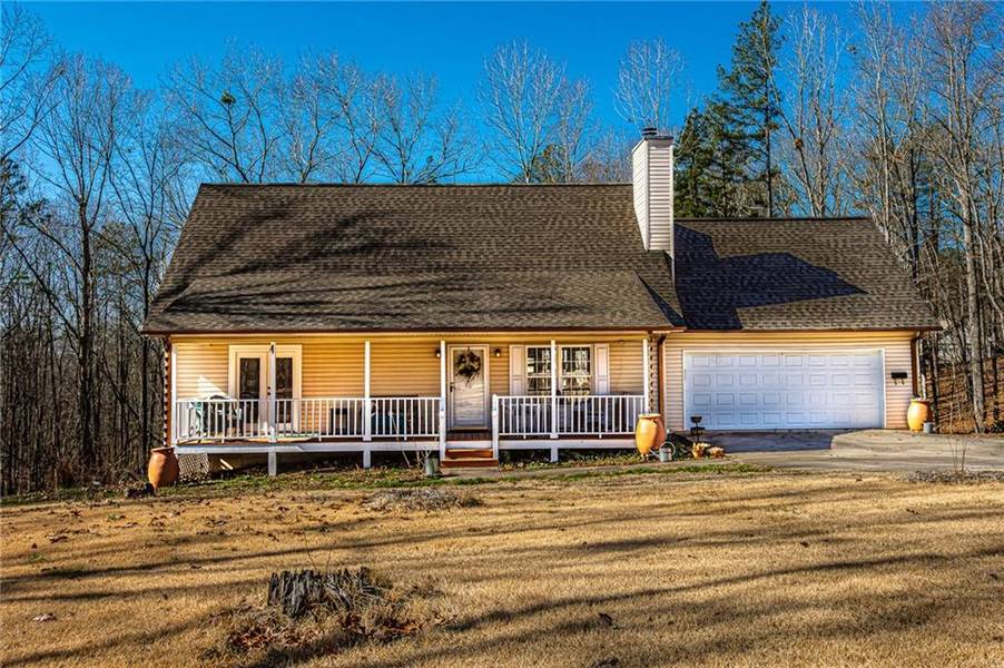 86 Sleepy Hollow RD, Dahlonega, GA 30533