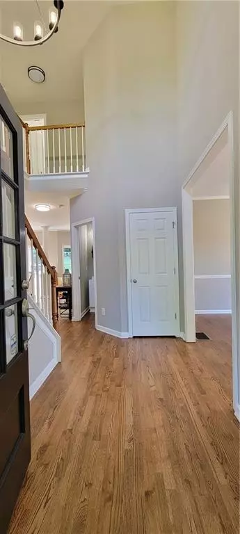 Canton, GA 30115,1037 Creek Side DR