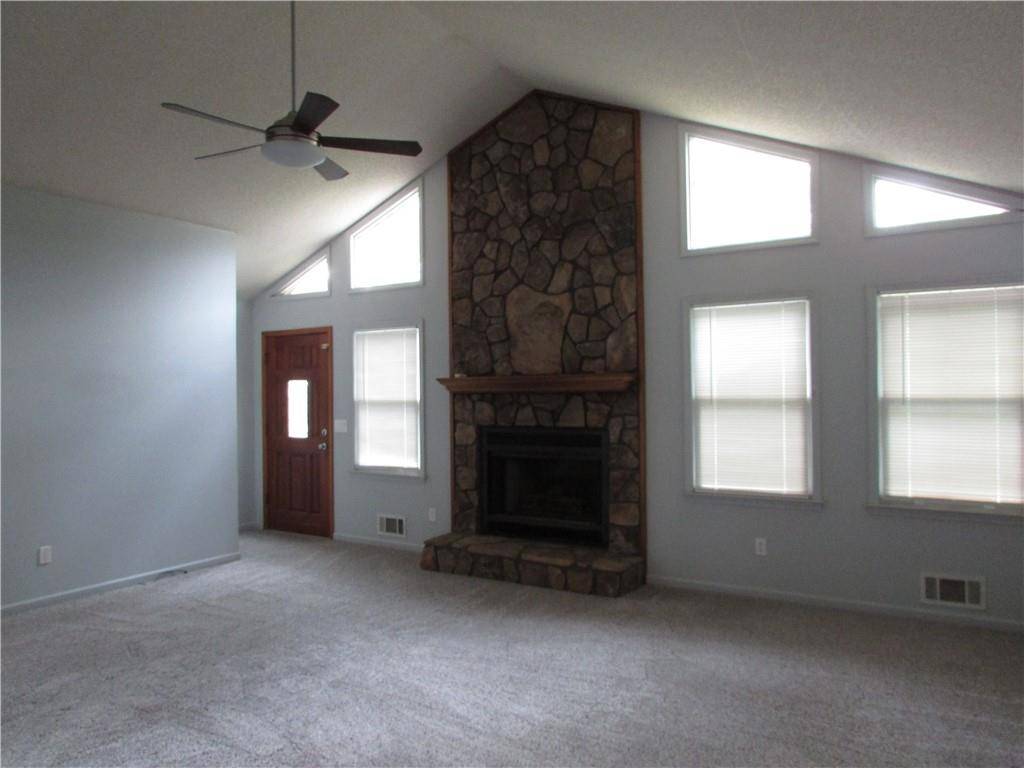 Woodstock, GA 30188,412 Hickory WALK