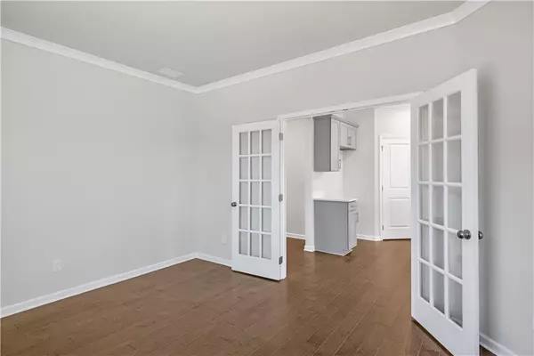 Fairburn, GA 30213,404 Village LN