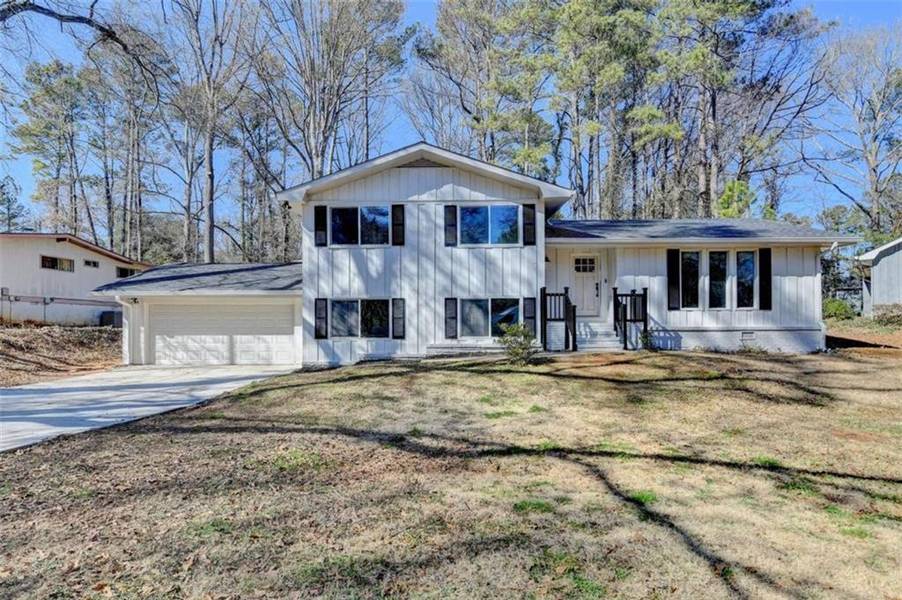 1591 Autumn Hurst TRL, Stone Mountain, GA 30088