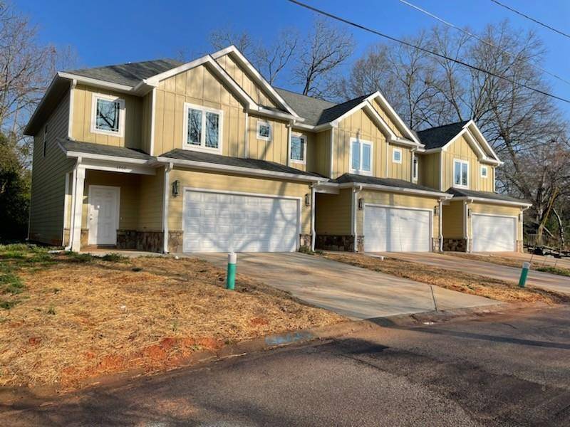 6884 Robinson ST, Lithonia, GA 30058