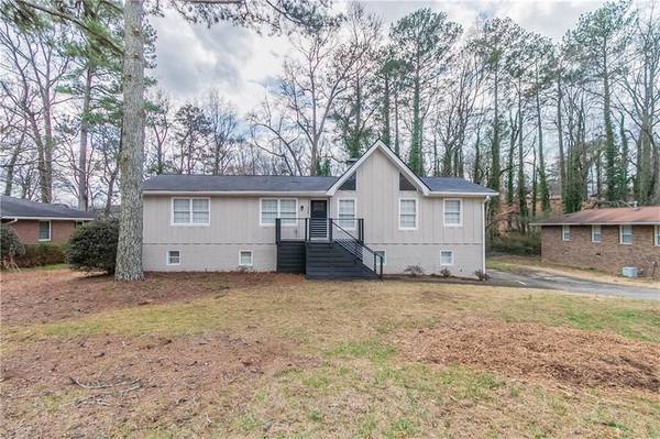 4565 Tudor Castle DR, Decatur, GA 30035