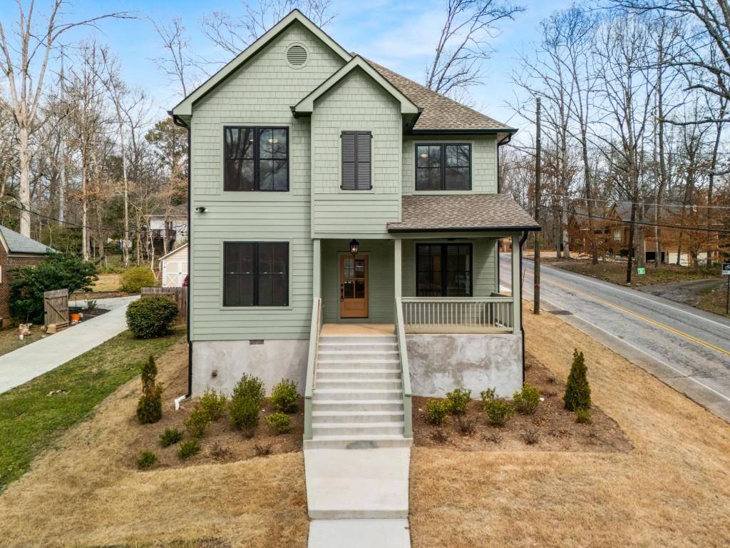 2261 Venetian DR, Atlanta, GA 30311