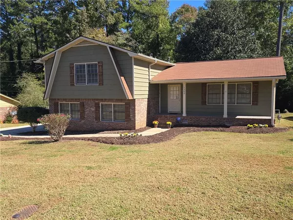 3240 Corktree TRL, Lithonia, GA 30038