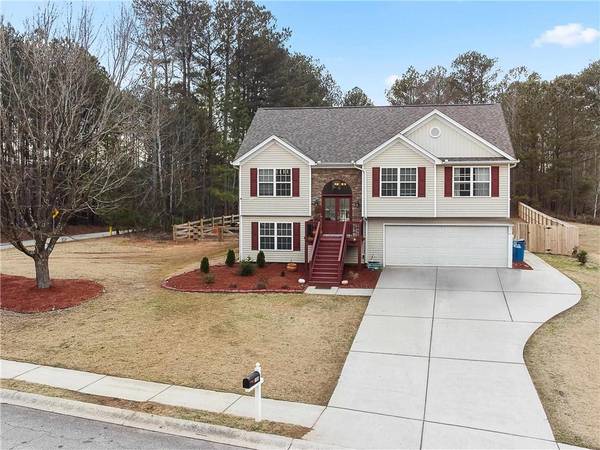 1100 Bradford Park DR, Auburn, GA 30011