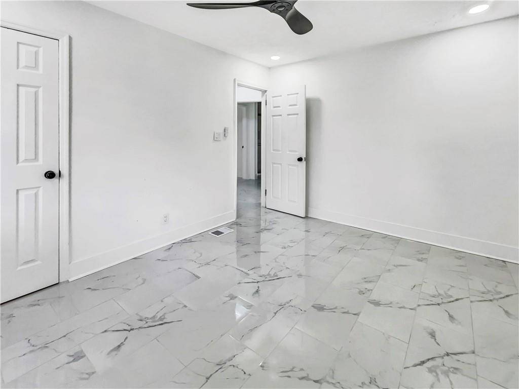 Atlanta, GA 30314,136 Victor CIR NW