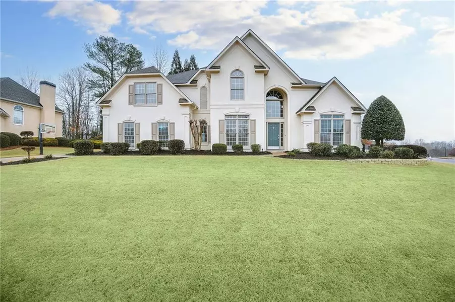 6610 River Crest PT, Suwanee, GA 30024