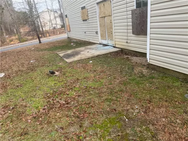 Riverdale, GA 30296,6357 Polar Fox CT