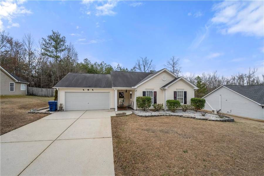 305 Johnny LN, Dallas, GA 30132