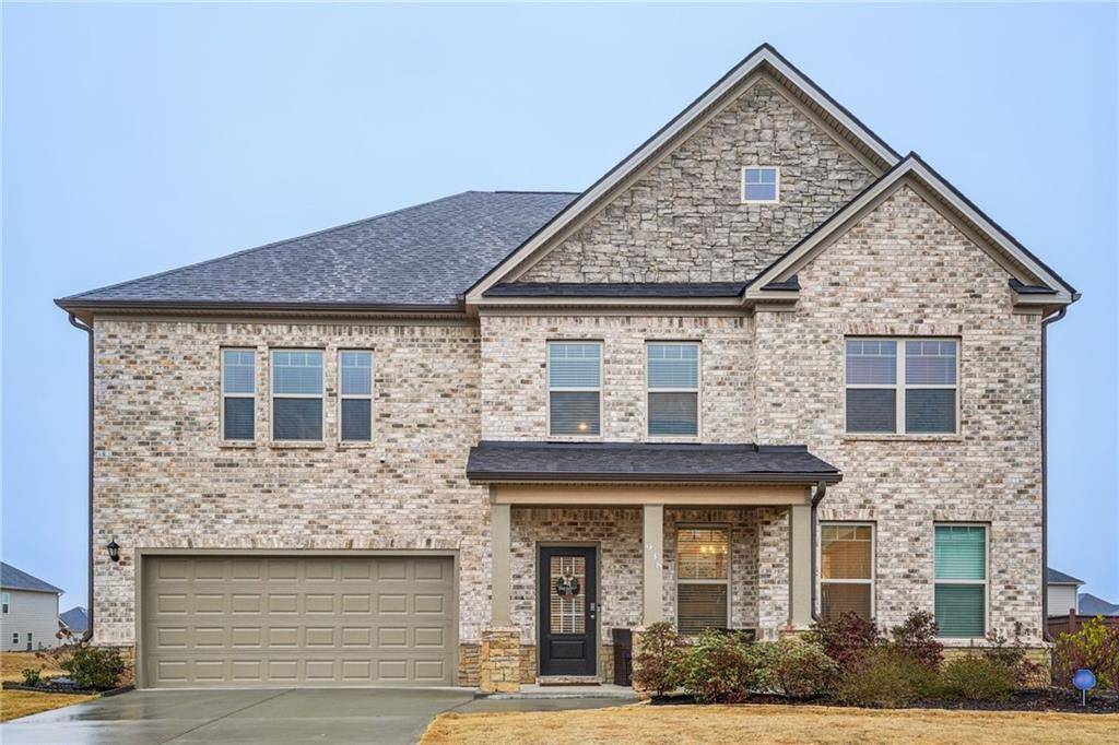 938 Blue Juniper CIR, Loganville, GA 30052