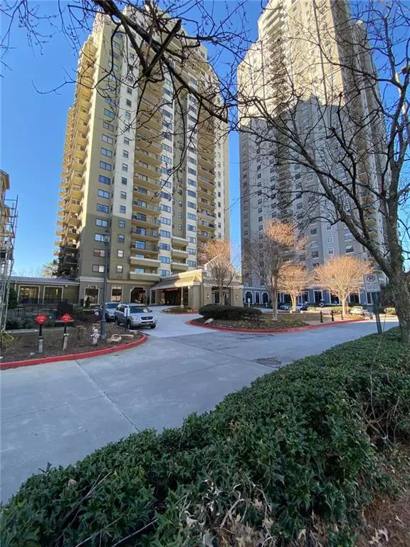 Atlanta, GA 30328,799 Hammond Drive #426